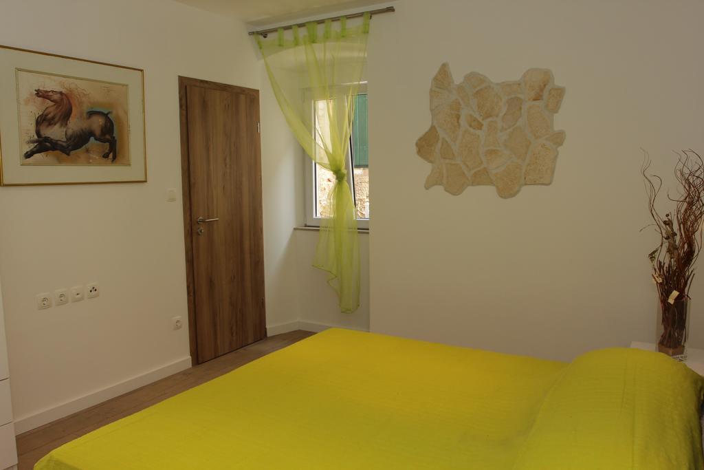 Apartment House Vitaic 苏佩塔尔 客房 照片